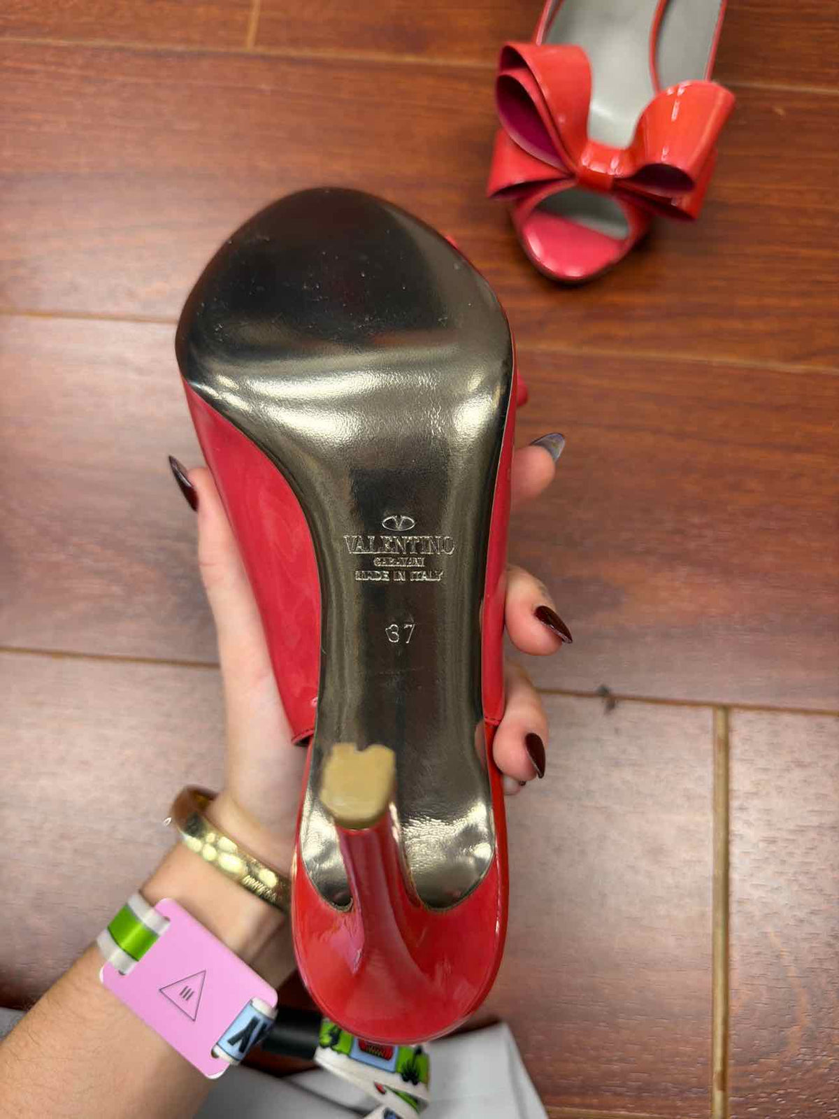 Valentino pink/red heel