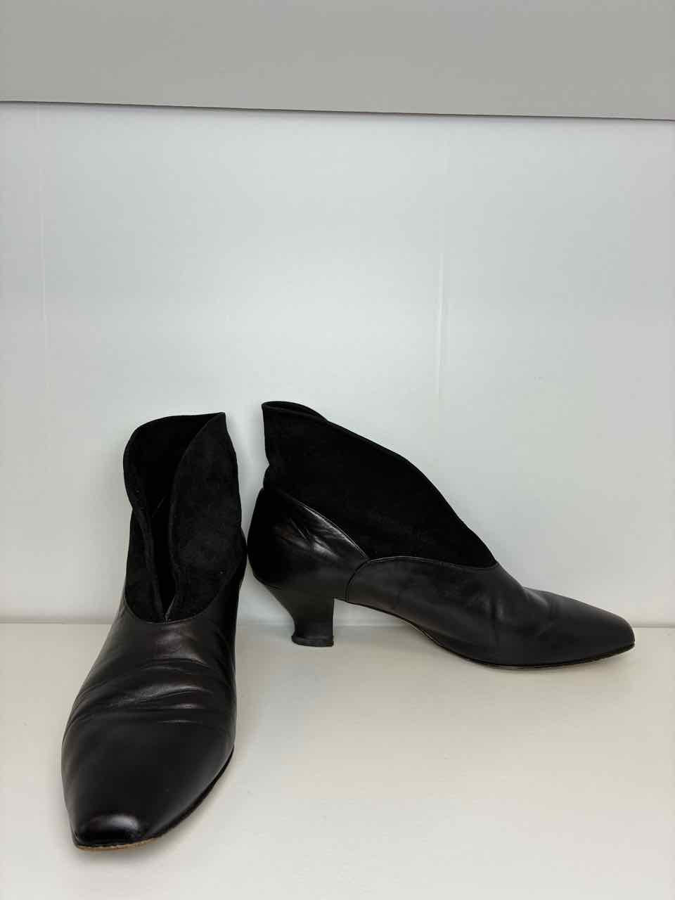 Studio Paolo Size 8.5 Black Leather Short Boot w/ Suede