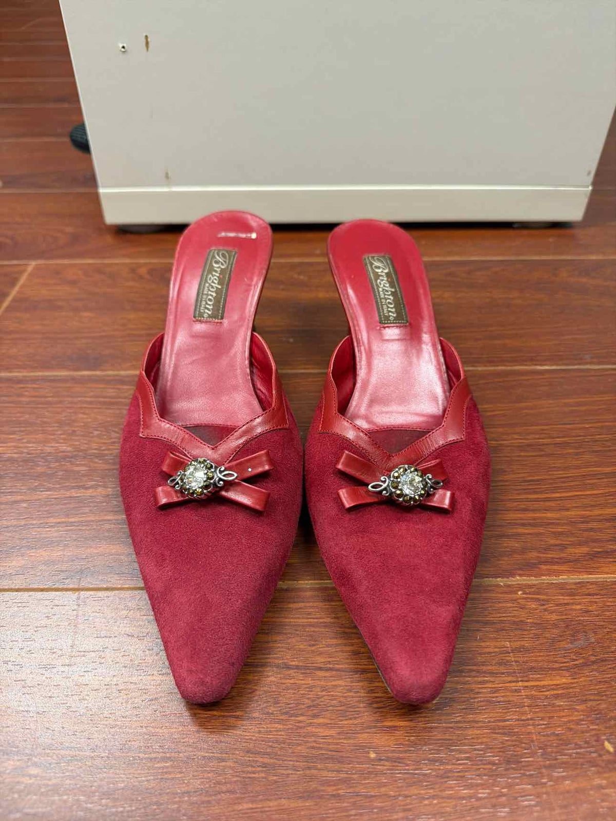 Red Brighton heels with bow in front