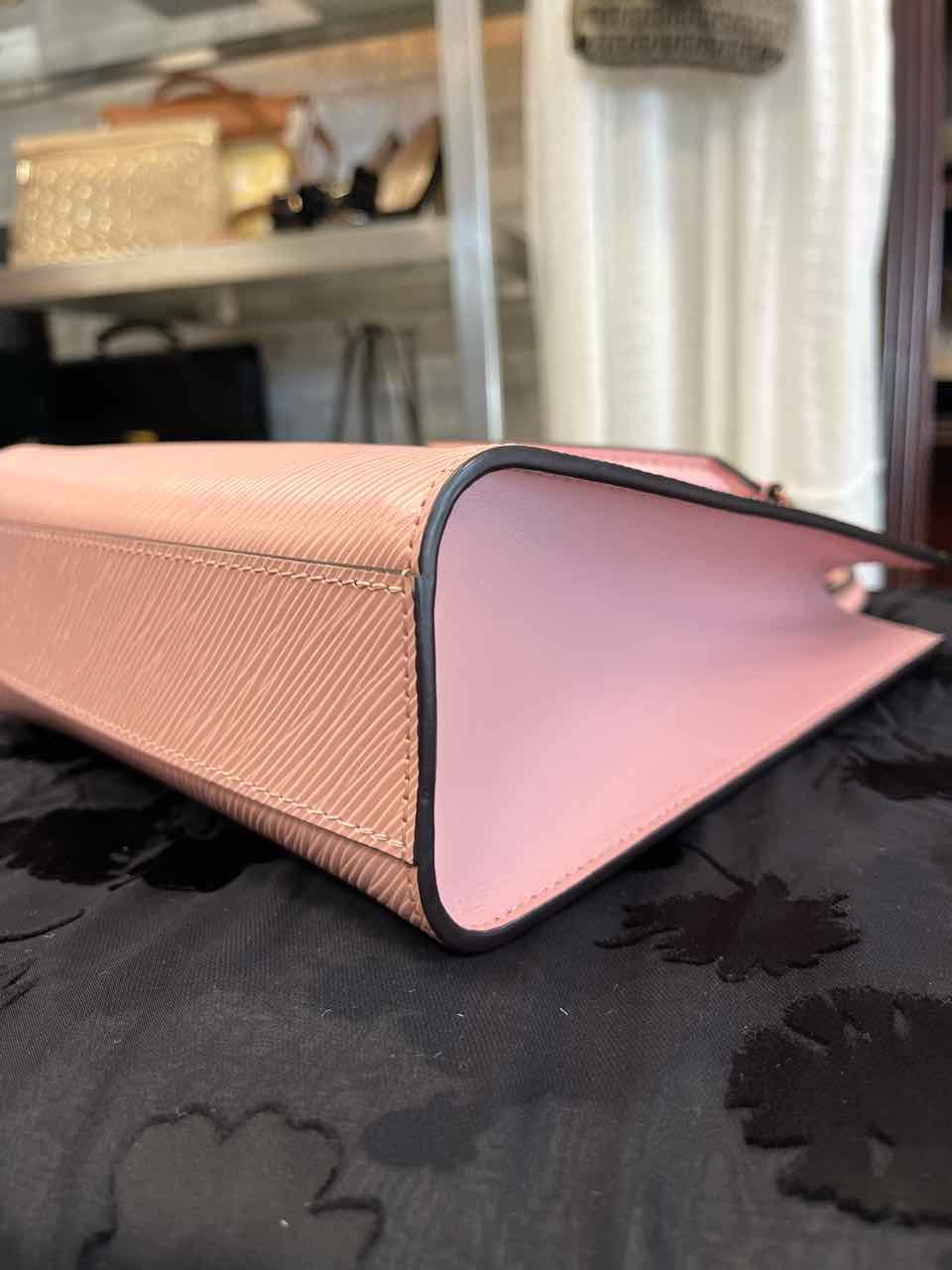 Louis Vuitton Epi Sac Plat BB - Pink/Rose