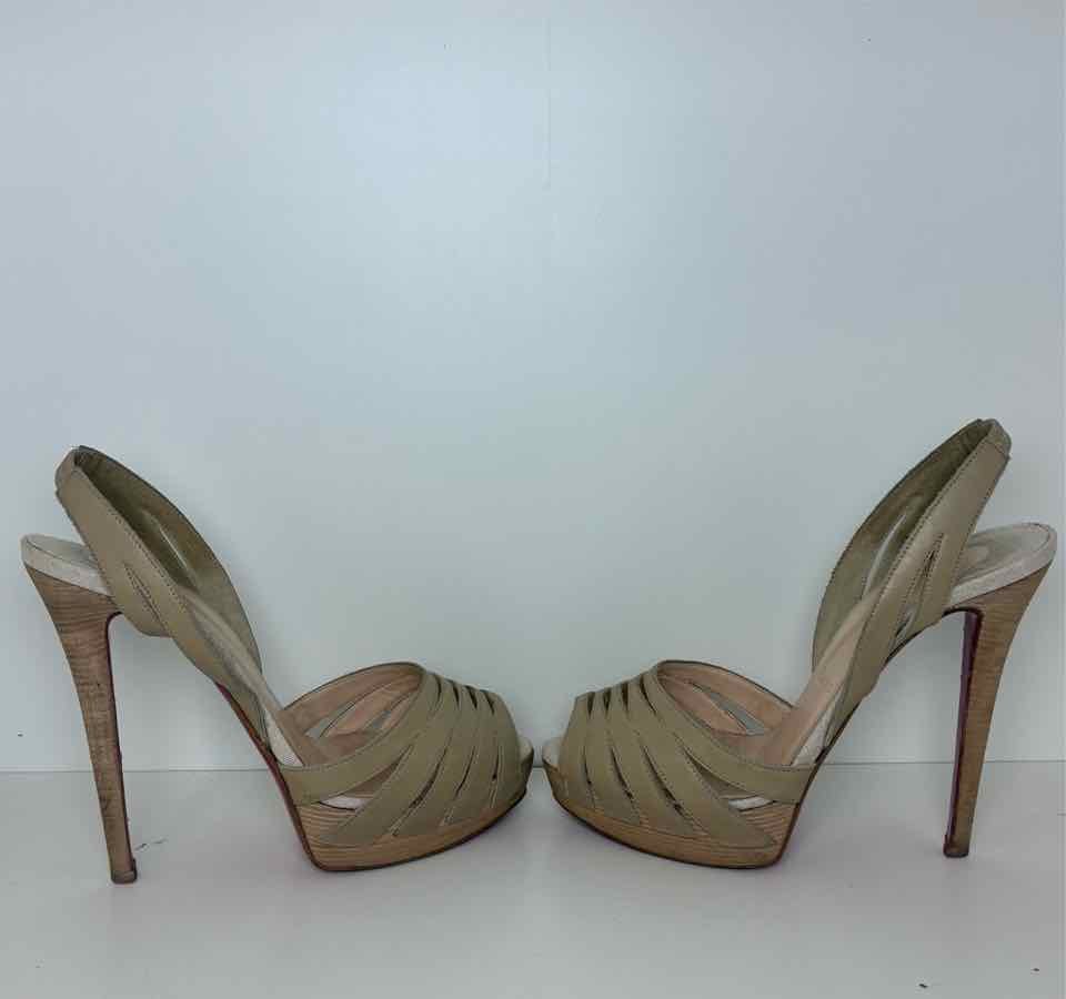 Loubutin Size 38.5 Taupe Strappy Stilleto Heels