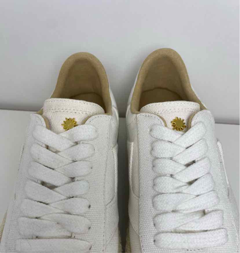 Stuart Weitzman 6.5 Daryl Espadrille Sneaker in White Canvas with a Jute Sole