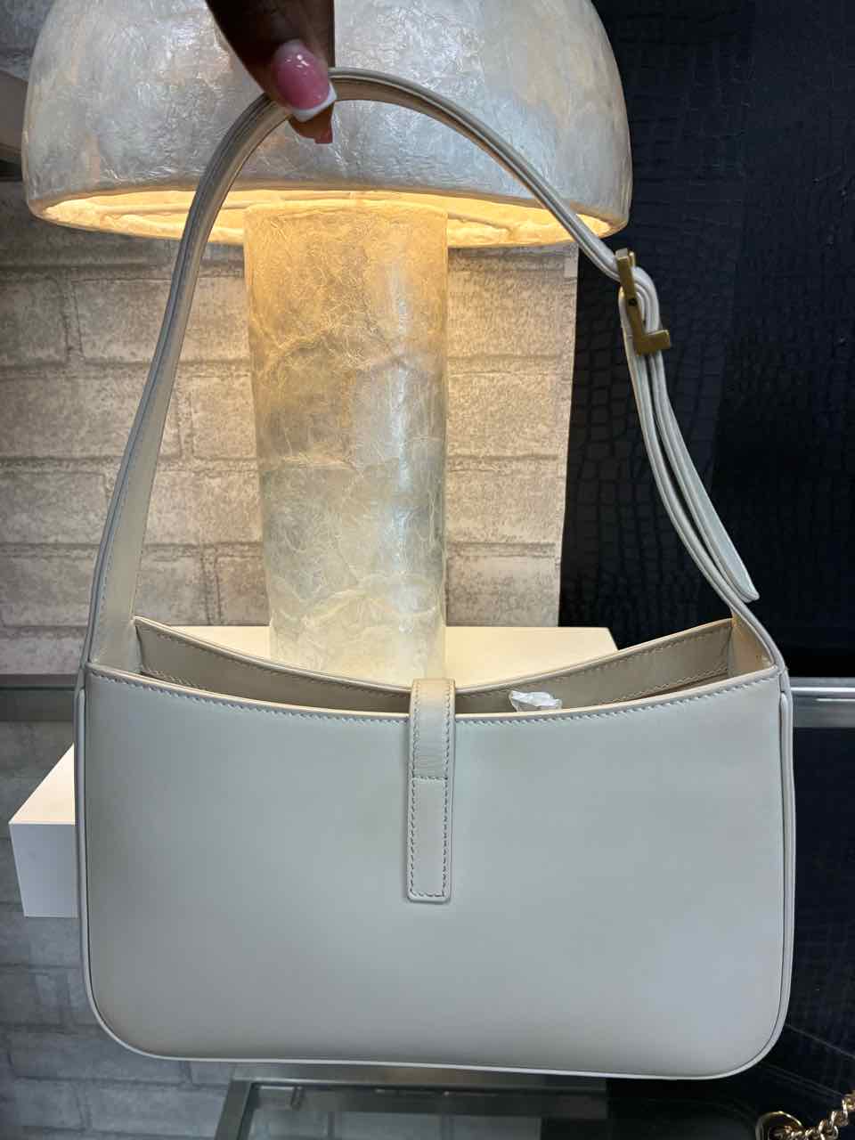 ysl Female Cream Purse