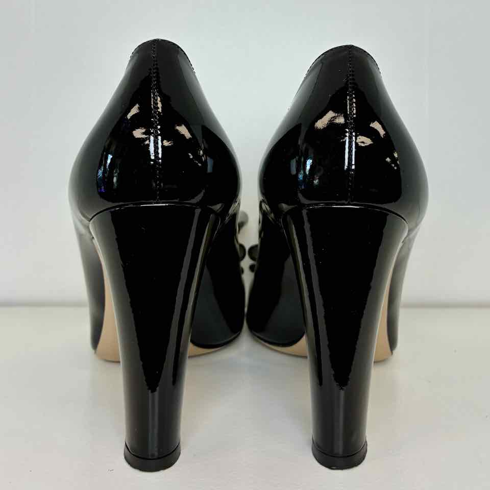 Valentino black patten leather heels w/ bow 39.5/ 9