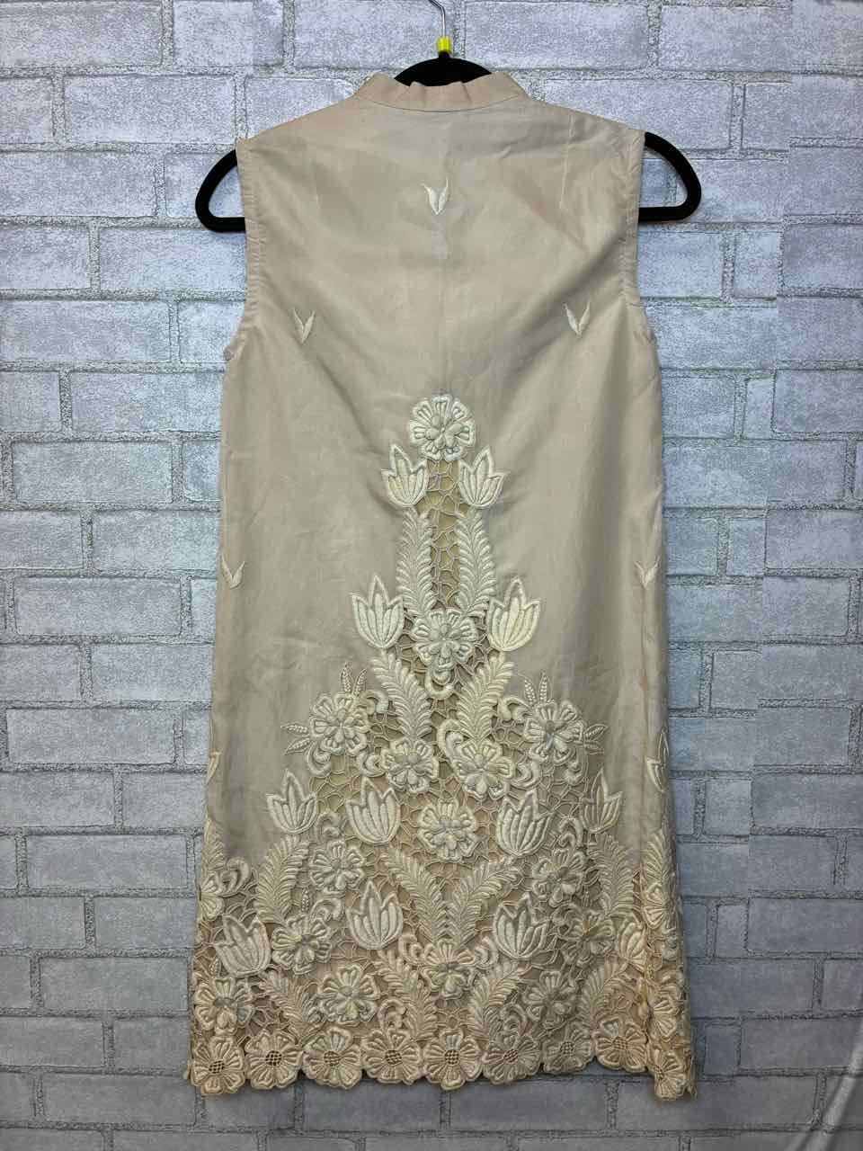 No Brand Size 8 Cream Button Up Embroidered Floral Dress