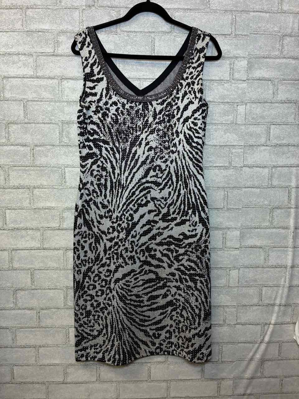 St John Black and white Knit Dress size 8
