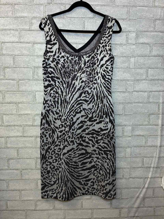 St John Black and white Knit Dress size 8