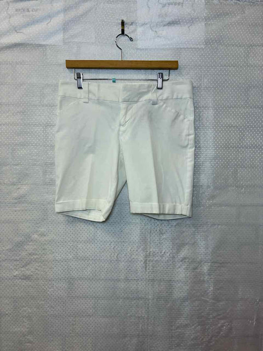 Size 8 Alice and Olivia Bremuda White Shorts