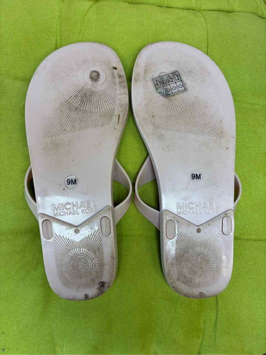 Michael Kors Size 9 Lillie Jelly Thong Soft Pink