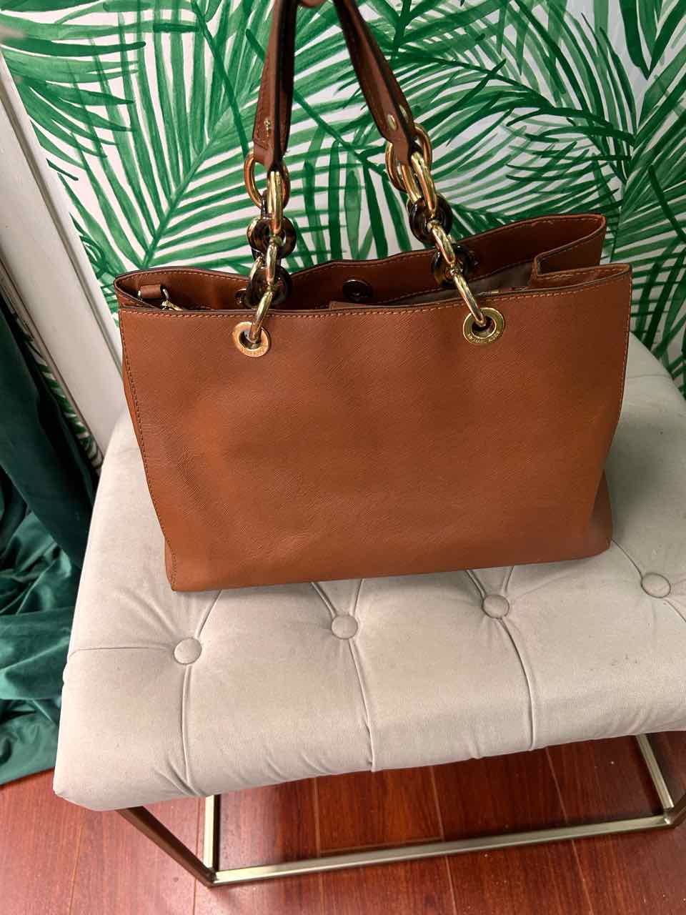 Micheal Kors Brown Purse
