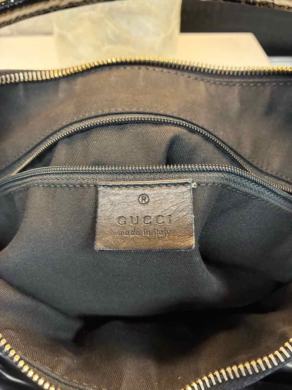 Gucci Black Patent Leather Abbey Hobo Purse w/ Gold Tone D-Ring
