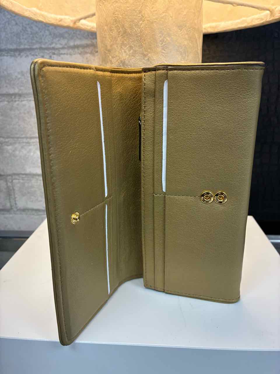L.A.M.B Wallet