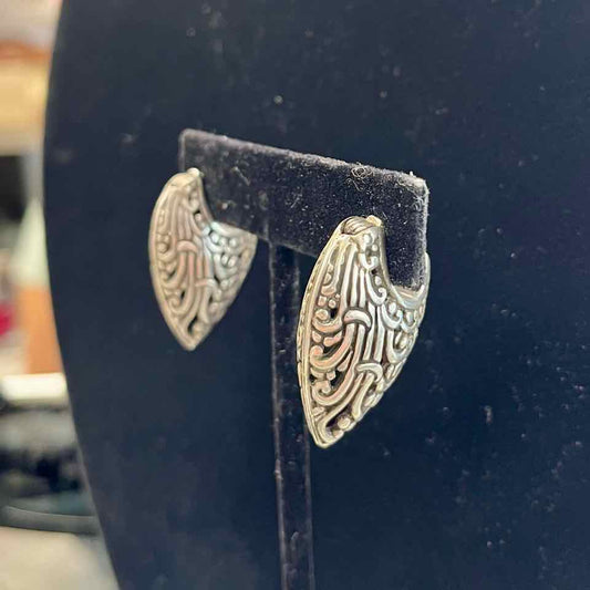 John Hardy  Earrings Vintage Scroll V Design