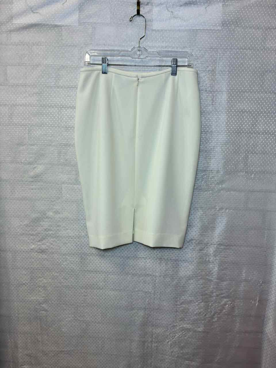 Tahari 2 pc Jacket and Skirt. Ivory with Gold Zipper 8